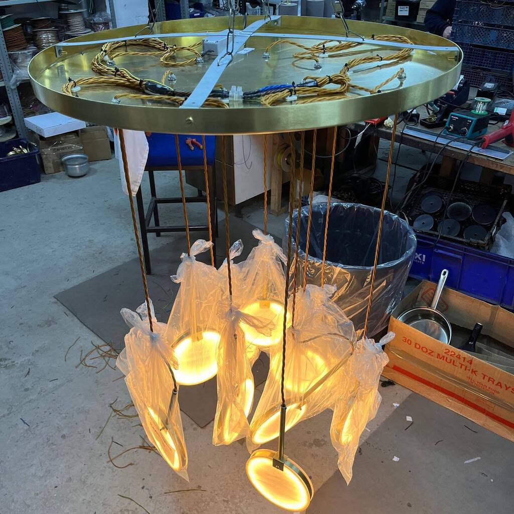 IlluminLighting's tweet photo. Another project complete and soon will be on it’s way to the client 🚛📦
12 light brass pendant, illuminated with LED ribbon enclosed between 2 faux alabaster diffusers 😍💡#stunning #beautiful #faux #alabaster #marble #diffuser #unique #bespoke #light #… https://t.co/AAdgNCgCCT https://t.co/8B7t36UXfW