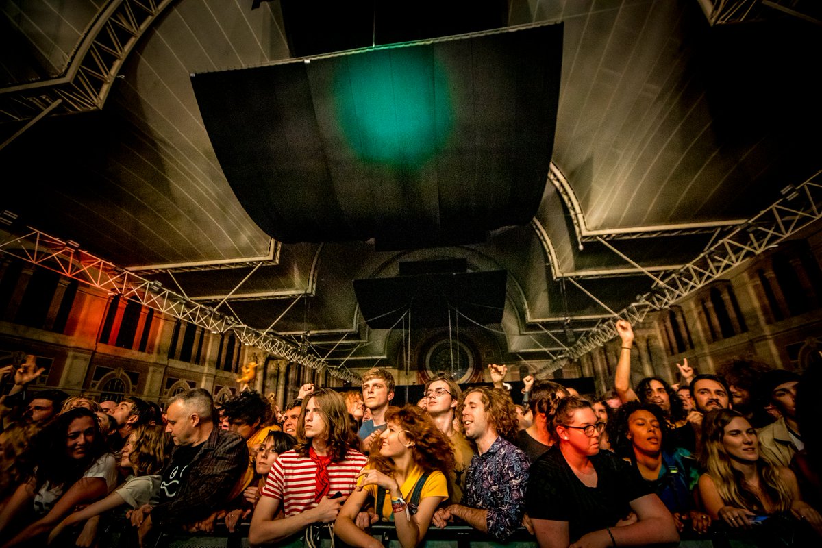 Yourallypally's tweet photo. Ice, Death, Planets, Lungs, Mushrooms and Lava and Set Times For Tonight:

6.30pm Doors
7.20pm @LBitchos 
8.30pm @kinggizzard 

See you later 🦎🦎🦎

🎒 Please note that bags bigger than A4 are not allowed inside the venue - https://t.co/FiDEBIMub8

📸 KGLW @ AP in 2019 https://t.co/DSyoOWMLKP