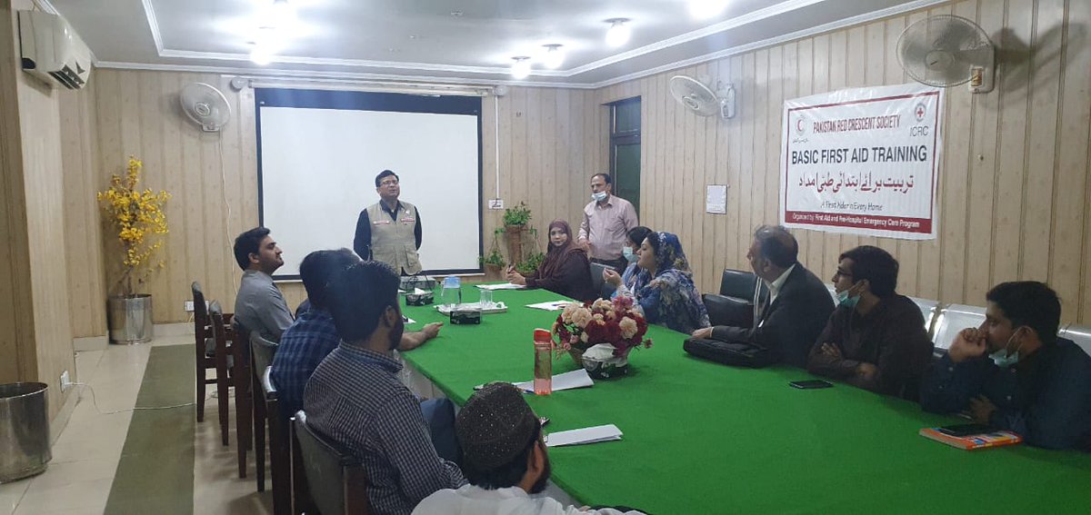 prcspunjab's tweet photo. #RedCrescentPunjab is providing first aid training with the aim of #FirstAidForEveryone and the mission to create #firstaiderineveryhome. To fulfill the objective; conducted two days of advanced level first aid training with CPR on 21/22-03- 2023 at Kot Khawaja Saeed Hospital. https://t.co/nhItnpMITL