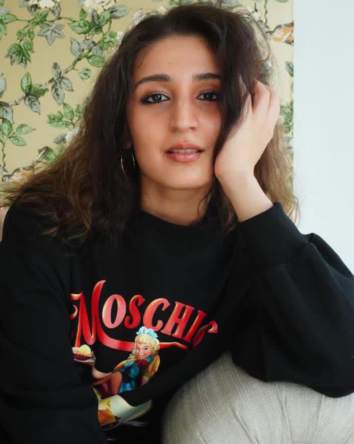 layz4u's tweet photo. Keep smiling and stay blessed. Have a wonderful day.  Wishing you a very happy birthday to you 
@dhvanivinod
#HBDDhvaniBhanushali https://t.co/JkWYL7Qp3Z