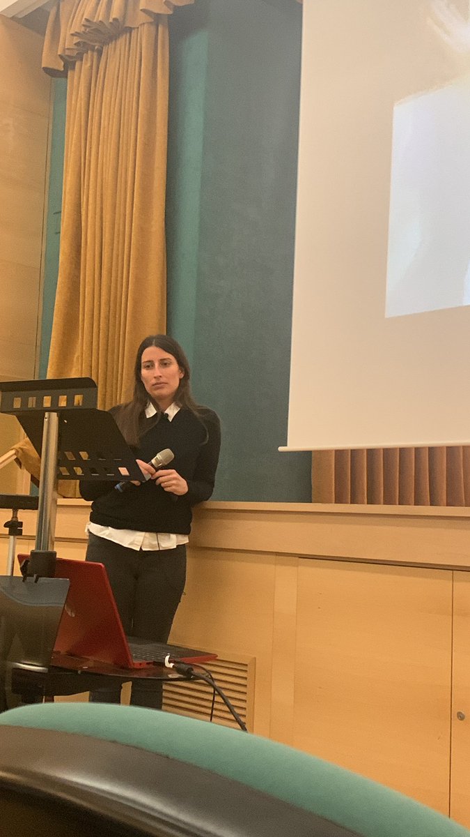 twisteral's tweet photo. @Edelweisschool presentando las experiencias de aprendizaje de servicio en Bachillerato en @minmaculadahhc @trilemaedu @CampusTrilema @Red_EQAp #generandoredes #bachilleratosqueimpactan https://t.co/Cyk7OBw6EY