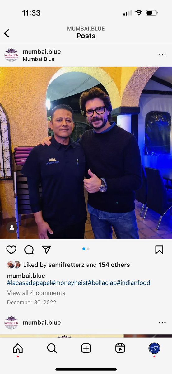 RebserR's tweet photo. @AlvaroMorte omg!  ¡Mi actor favorito en mi restaurante indio favorito! ¿Cómo es que no sabía esto? 😭🥰#lacasadepapel https://t.co/9Fvuxfv7wU