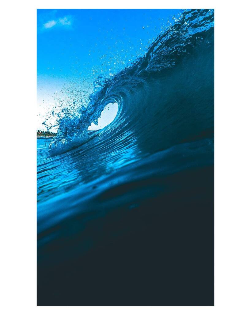 mattakespics's tweet photo. Curled
•
•
•
#wave #wavephotography #oceanphotographer #oceanphotography #seafrogs #waterhousing #florida #raw_florida #raw #instaphoto #canon #canonusa #natgeo #floridaphotographer #naturephotography #beach https://t.co/gxdZsdCEWo https://t.co/3bONqwmsaA