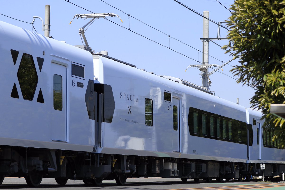 4j419A7KXzVVmIE's tweet photo. 本日のスペーシアX(N102F)
東武以外の係の方も見えたのでメーカー交えての完成検査だったのでしょうか
正門前の線路を何往復もしていました
(敷地外より撮影) https://t.co/mMniYdTO7I