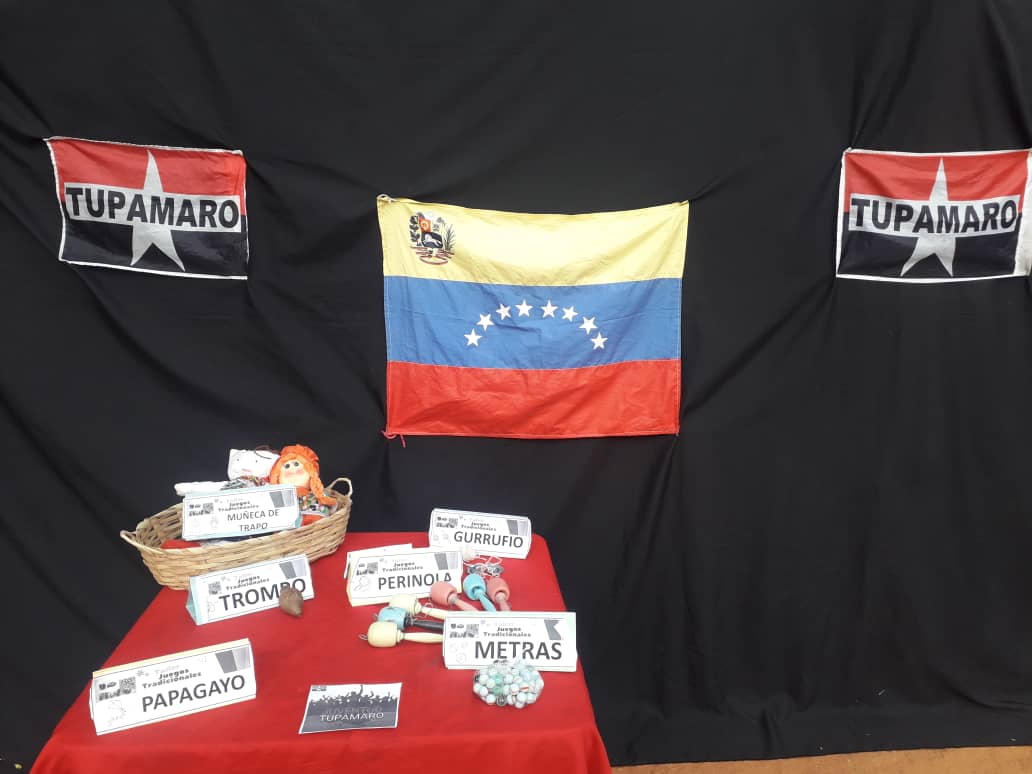 caraboboMRT's tweet photo. La militancia #Tupamaro rebelde del Mcpio @MrtValencia realizaron un encuentro los jóvenes de la Comunidad "Barrio Central" y "Los Pozones" resaltando así la importancia de los juegos tradicionales como identidad cultural de nuestro país.

#CeroToleranciaALaCorrupción https://t.co/9QCkGkjVp0