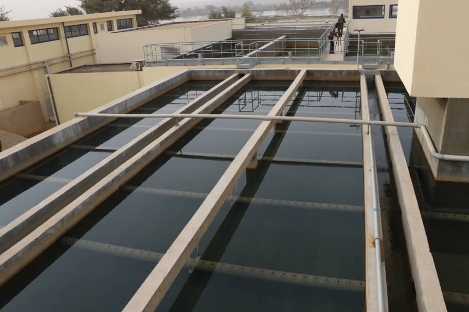 De la consolidation de la paix au dvppt humain, de la protection des droits de l'homme à la préservation de l’environnement, la #TeamEurope soutient le #Niger à travers de multiples programmes et initiatives dans le secteur de l’eau et l’assainissement.
bit.ly/40ohgl9
