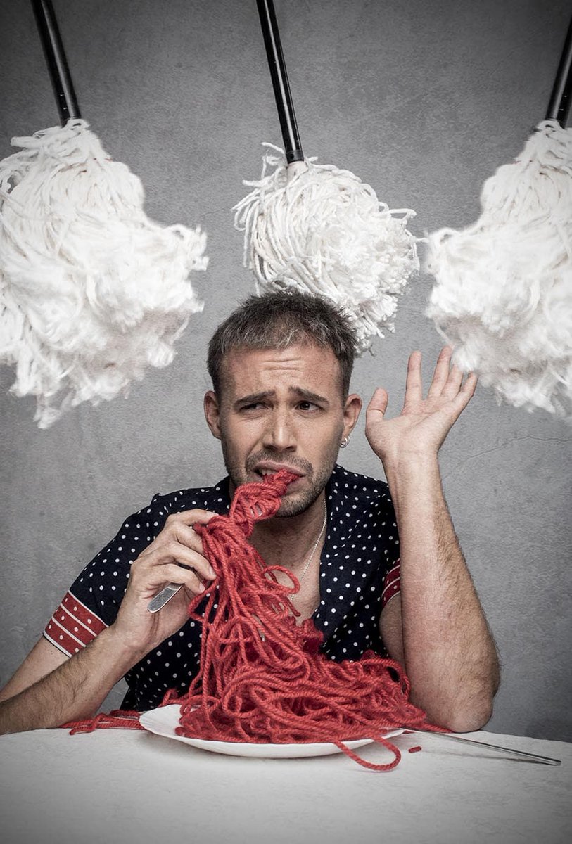 RevistaGodot's tweet photo. 🔴 ENTREVISTA - Selu Nieto

💬 "No estamos educados para hablar de salud mental, pero hacer teatro puede ayudar"

El @Teatro_Infanta recupera #Soledad, última producción de la compañía @alaplancha_ de la que hablamos con su creador @selunieto 
👇
https://t.co/RPzfiPHBXG https://t.co/CeCxmpAa1v