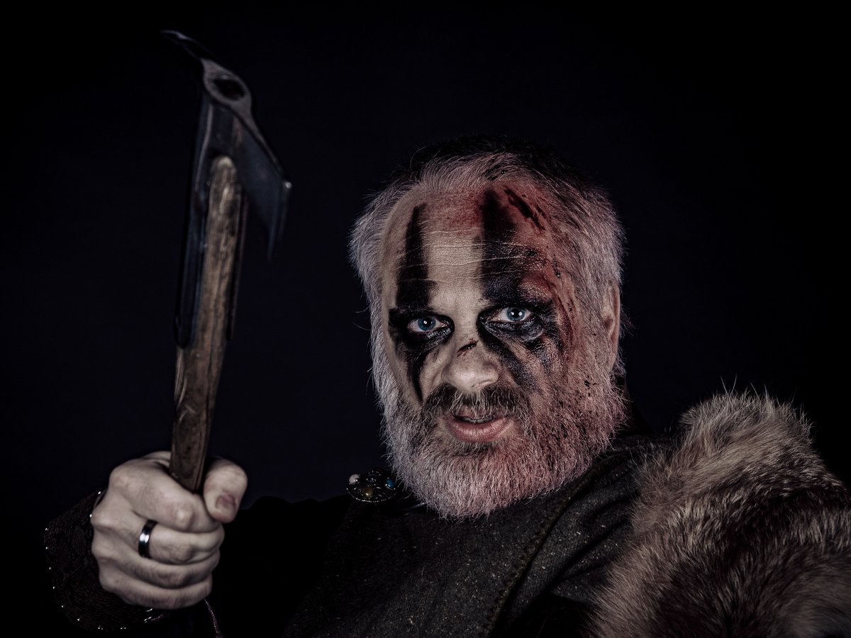 Our talented Special Effects students have been busy collaborating with our Photography students. Here's some amazing work by @lu_ka_photography!

If you're interested in a career in the creative industry come to our open event,  26th April, 5pm - 7pm
 
#NoOrdinaryUni