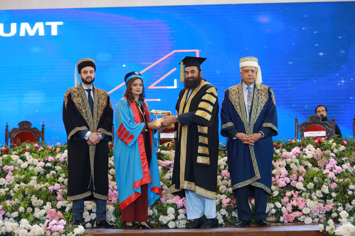 UMTOfficial's tweet photo. Highlights of the 24th Convocation Medalists

Medalists of the 24th Convocation Receiving their Degrees and Awards from Governor Punjab
#UMTConvocation #myUMT https://t.co/DgkZAE1Z4j