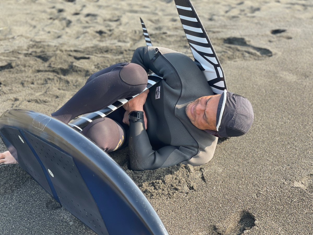 ruminasato's tweet photo. たぶん世界初🤣🤣🤣
Probably the first person in the world to try this.
📸 @featDJRiP
@garminjp
#leglock
#leglocker
#foiljitsu
#foiltheworld https://t.co/sBR19cZsAG