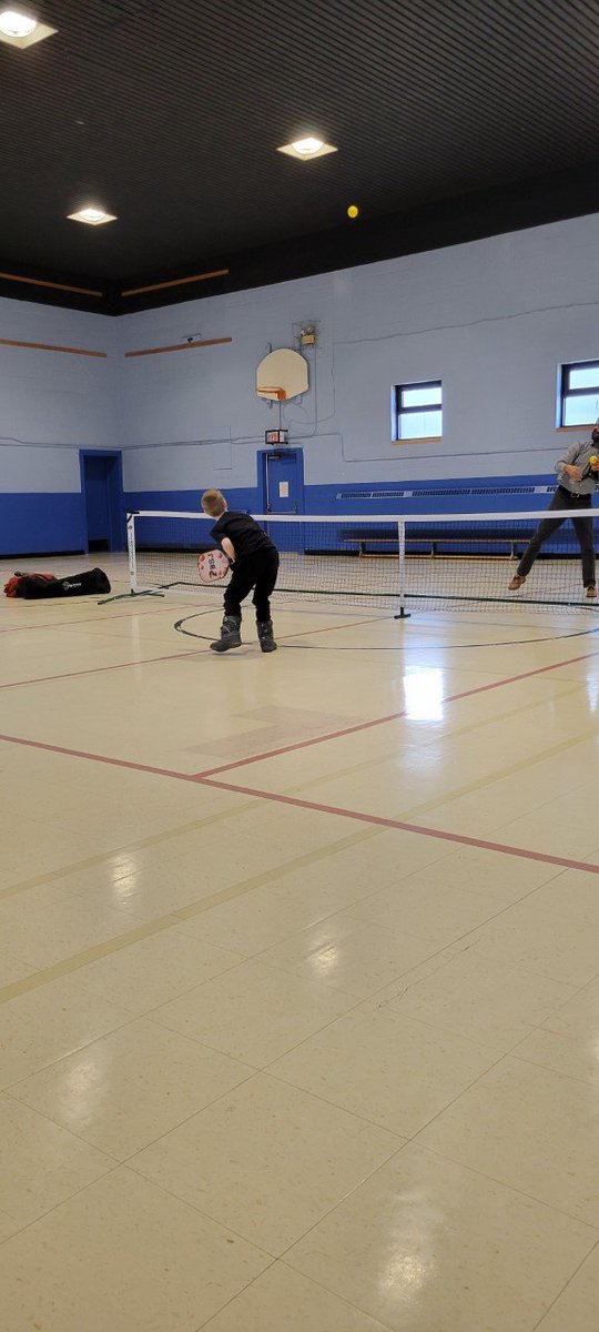 PCSMonarchs's tweet photo. Pickleball started this week, thanks to SPARC!  The children had a blast!! Special thanks to our volunteer coaches who are making this happen for our children!🦁 https://t.co/tUCsHu7ADd
