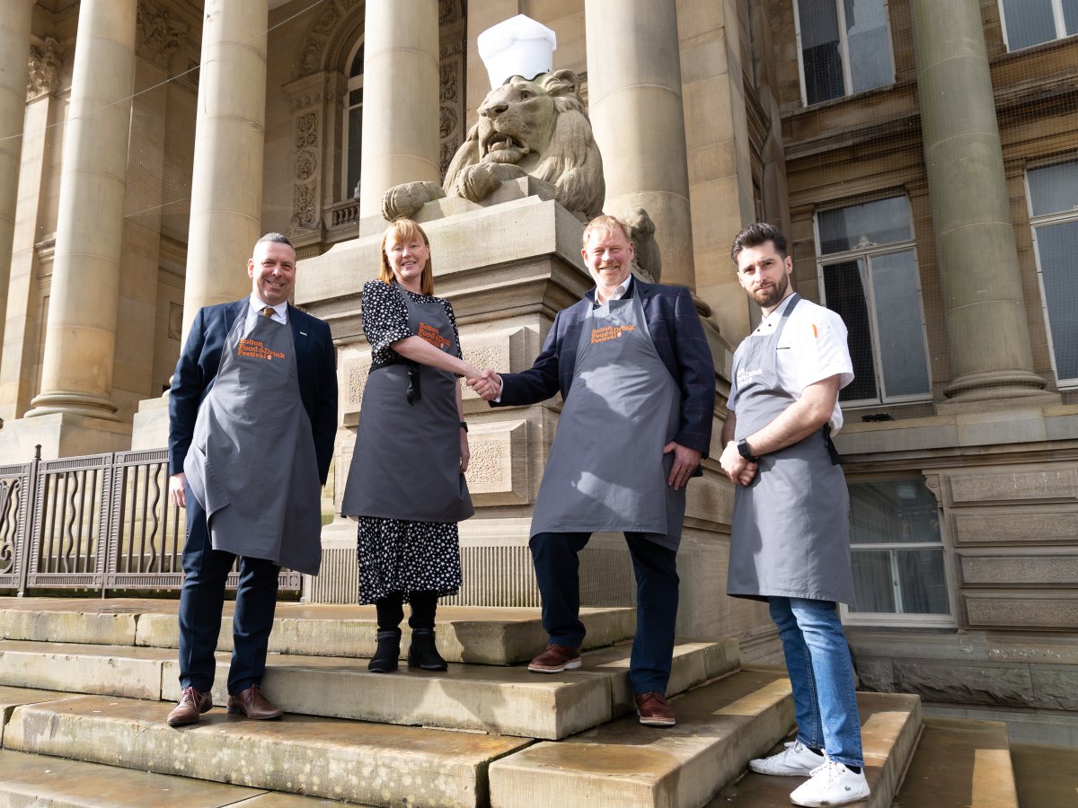 Headline sponsor is confirmed for Bolton Food and Drink Festival 2023!🙌🥂

Bolton Council is proud to announce Peel L&amp;P as the main sponsor of this year’s <a href="/BoltonFoodFest/">BoltonFoodFest</a> 

Read more here: bit.ly/3JEmIK5

#Bolton #Boltonfoodanddrinkfestival #BFDF