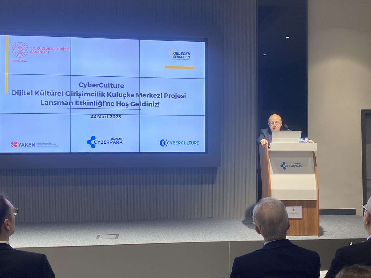 CyberparkTGB's tweet photo. #CyberCulture Lansman Etkinliği - Proje Kapanış Toplantısı'nda @TCKulturTurizm Telif Hakları Genel Müdürü Sn. @TaskentZiya, @BilkentUniv Rektör Yardımcısı Prof. Dr. Sn. Erdal Erel ve @baskentunv Rektörü Prof. Dr. Sn. İ. Haldun Müderrisoğlu açılış konuşmalarını yapıyor. https://t.co/p9or5FNsFP