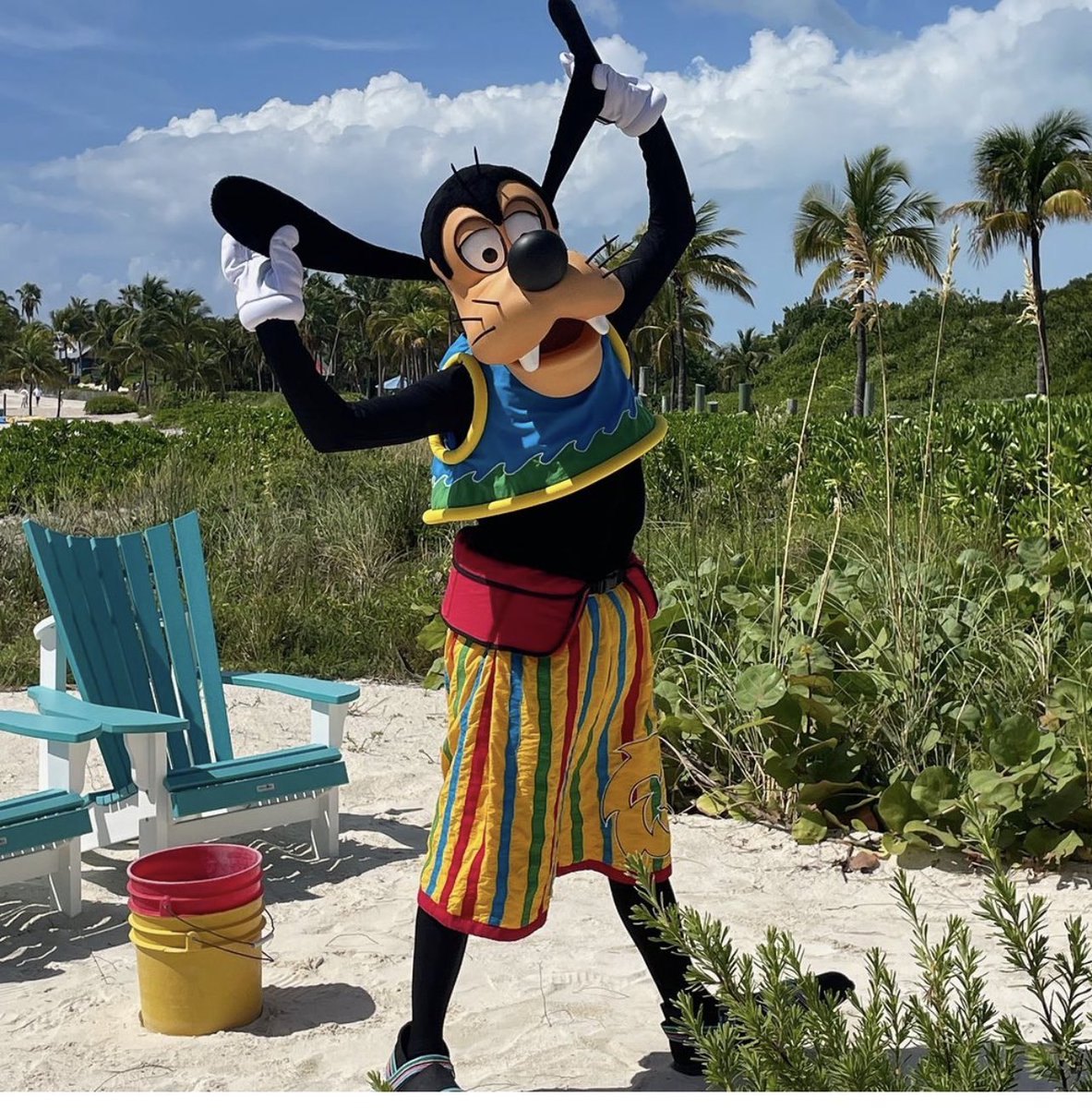 key2magic's tweet image. National Goof Off Day!  I’m heading to Disney tonight, hope to see you there Goofy. 

#nationalgoofoffday #disneytravelplanner #disneyfam