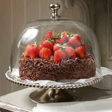 Which cake would you choose? A classic Lemon Drizzle or indulgent Chocolate cake gets our vote. Take a peek at our cake stands for the ultimate at-home cake serving ideas 🍰 culinaryconcepts.co.uk/dining/cake-st… #cakes #afternoontea #cakes #athomedining #culinaryconcepts