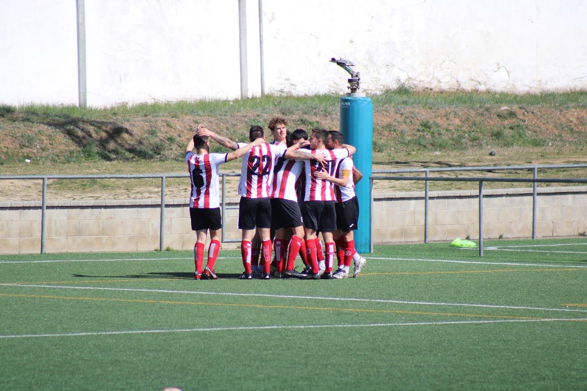 AleixColomS's tweet photo. Només nosaltres sabem el que ens ha costat arribar fins aquí.

SETMANA DE PLAY OFF 🚀

Lluitarem per aconseguir un objectiu que fa dos anys que ansiem i que amb la vostra ajuda aconseguirem 💪🏼

🆚 UD Parc
📅 26/03
⏰ 12:15h
🏟️ Mpal. Cardedeu

Som-hi @FCCardedeu 🔴⚪️ https://t.co/JGUzTWDIyD