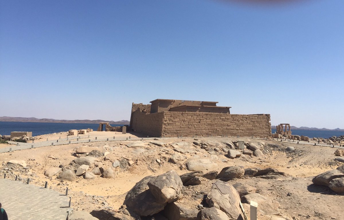 landoflove20's tweet photo. #Kalabsha Temple,well-preserved monument & the largest standing temple in Lower #Nubia. It was built during the reign of #Augustus (30 BC–14 AD)the first Roman emperor. Primarily dedicated to the Nubian god #Mandulis,the gods Isis and her husband Osiris were worshipped here too. https://t.co/PooeNV2Gxp