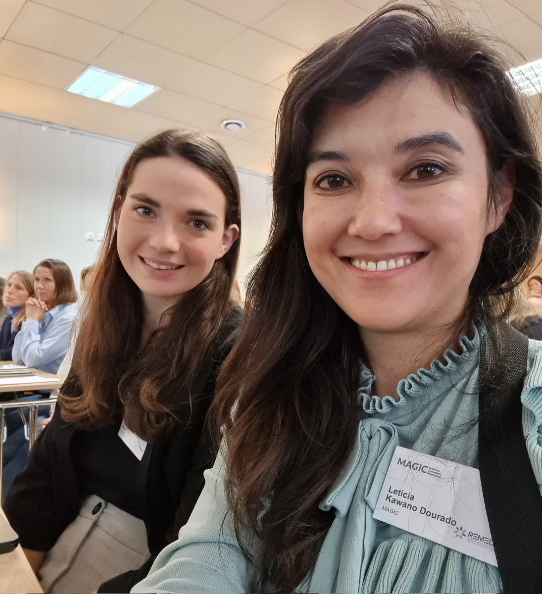 leticiakawano's tweet photo. @magicevidence team on a side conversation at #REMEDY2023 seminar about gender equity #DEI across different cultures ๐ง๐ป๐ง๐ท๐ต๐น๐ซ๐ท๐ฆ๐น and planetary health
We agreed the Norwegian society is ahead/leading on this topic ๐
Wow! Love to be part of this team #MAGICrocks https://t.co/2Bhk7MXdEv