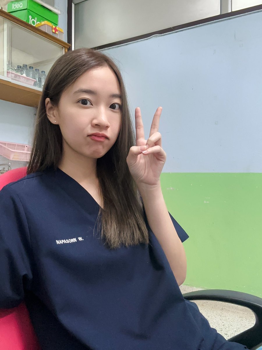 PuimekSter's tweet image. ลงรูปวันทำงานบ้าง เดี๋ยวเค้านึกว่าเลิกเป็นหมอ 5555