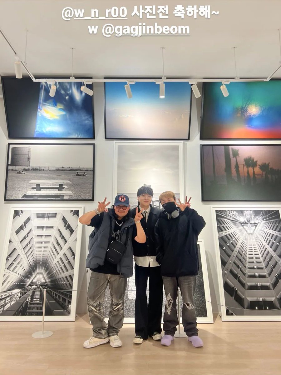 justhiszz's tweet photo. 악 덮머 기요워ㅠ 그와중에 신발 시강 진짴ㅋㅋㅋㅋㅋㅋ https://t.co/57s5R4UYsI