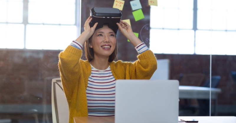 FountETFs's tweet photo. With the creation of new virtual spaces and worlds, the metaverse has the potential to change the way that business is conducted.  

Check out the Fount blog to see how metaverse technology may change business as we know it. 

$MTVR