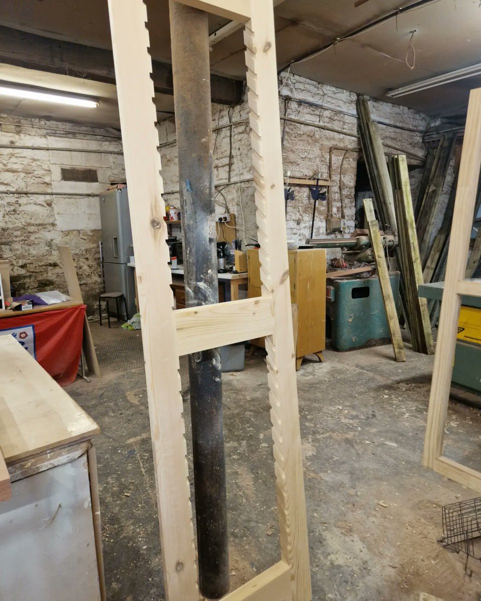 Today in the work shop our joiners are making Louvre Doors
 
Louvre doors are great idea for storage spaces that require ventalation. They are perfect for cupboards, wardrobes, bins stores ect ,As they allow continued air circulation!

 #Wednesdaywisdom  
#joineryuk #woodworking