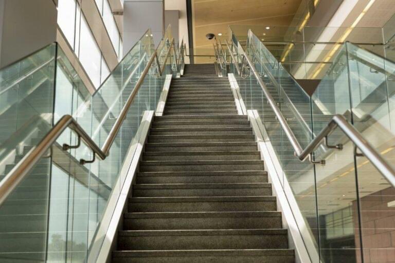 TrueViewGlass's tweet photo. Do you have glass railings in your business? 

Make sure to check out these tips and tricks on how to maintain your glass railings to keep them looking brand new! 

Read here: https://t.co/YW6LKNvQfs https://t.co/gAPmCifb5N