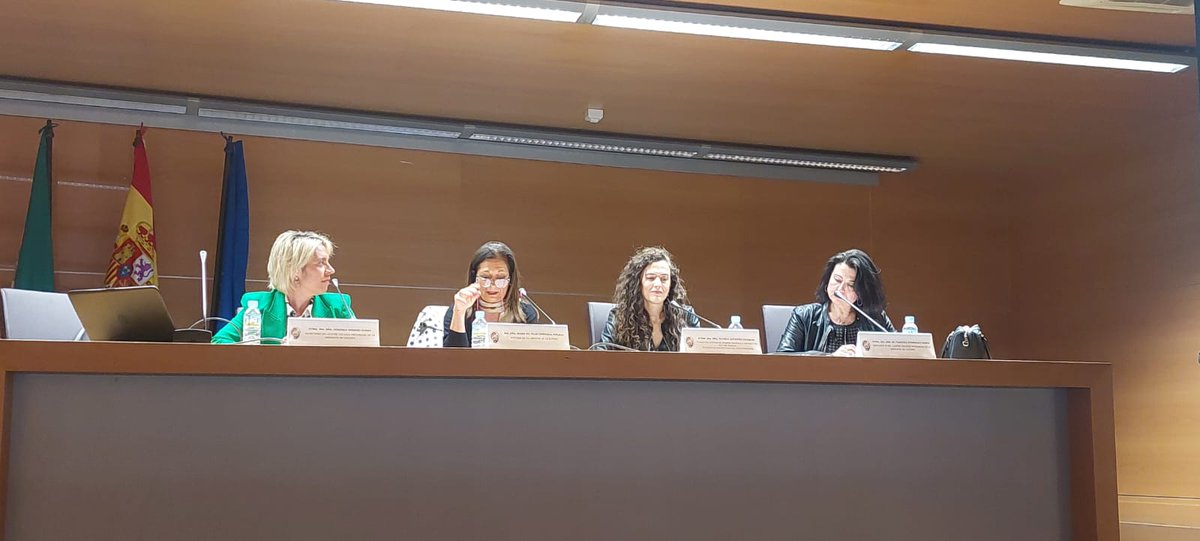 Ayer se celebraron las "Jornadas sobre protección jurídica de las personas con discapacidad" con las ponencias de Dª. Carmen Barquilla Bermejo, Dª Mª Pilar Carrascal Peñuela y Dª. Patricia Gutiérrez Escobero a quienes agradecemos su participación y sus brillantes intervenciones.