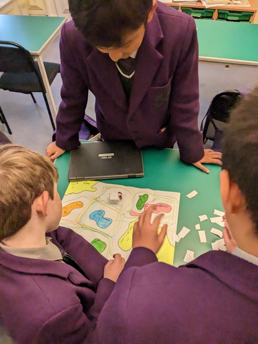 York House English tweet media