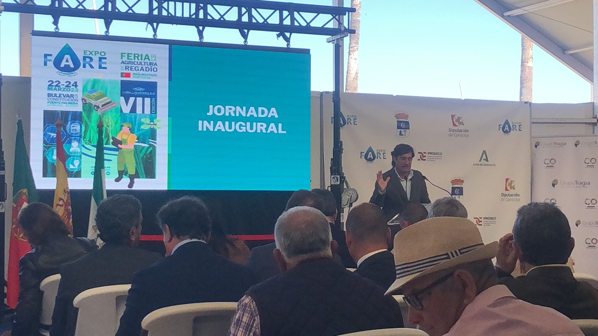 CordobaTechPark's tweet photo. Hoy visitamos #ExpoFare23, la feria de la #agricultura de #Regadío que se celebra en Fuente Palmera y donde tienen presencia destacada la empresa @SmartfenixE y su solución #Rigacore https://t.co/6F3p6CpkkB
