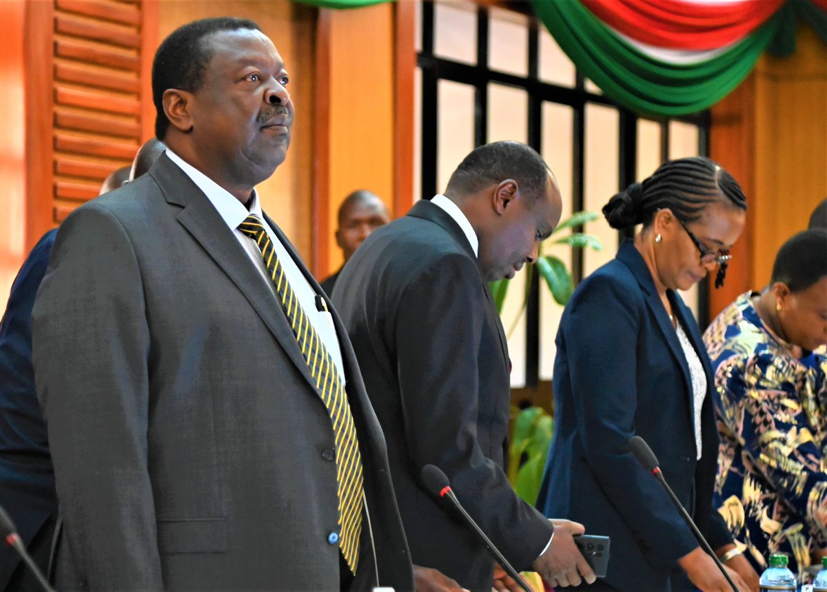 KSGKenya's tweet photo. 1/2  Prime Cabinet Secretary, H.E. (DR) Musalia Mudavadi presides over the inaugural meeting of Principal Secretaries at the Kenya School of Government, Lower Kabete. https://t.co/QtBqR0ilSB