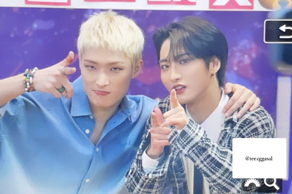 JJOONGejoa's tweet photo. 230322 아돌라 #성화 #민기 #SEONGHWA #MINGI
화기애애즈🐥🐰🫶🏻💛 https://t.co/XhSAb5MCoH