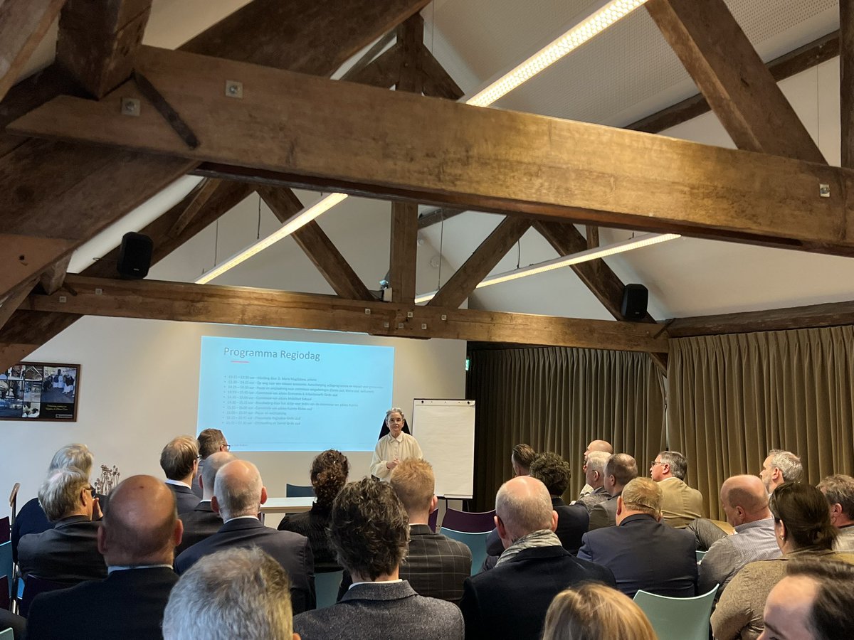 Stephanie ter Borg (@stephanietborg) on Twitter photo Regiodag <a href="/West_Brabant/">Regio West-Brabant</a> begint met een inspirerend verhaal van zuster Maria Magdalena, priorin Norbertinessenpriorij Sint-Catharinadal over een gemeenschap met grote historie die vanuit de kracht van de eigen identiteit en het geloof in samenwerken werkt aan een toekomstdroom Regiodag <a href="/West_Brabant/">Regio West-Brabant</a> begint met een inspirerend verhaal van zuster Maria Magdalena, priorin Norbertinessenpriorij Sint-Catharinadal over een gemeenschap met grote historie die vanuit de kracht van de eigen identiteit en het geloof in samenwerken werkt aan een toekomstdroom