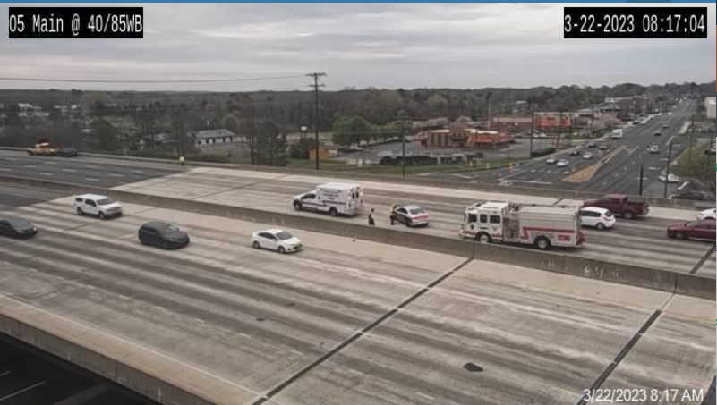 WXIIChristina's tweet photo. #WXIITraffic @WXII🚨: The left lane is closed on I-85/I-40 EB at NC-87 in Alamance County due to a crash. Emergency officials are there on scene. https://t.co/GBQOUj4fEV