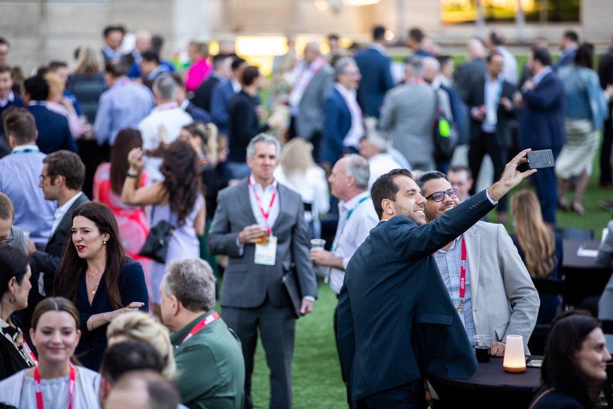ProcurementLDRS's tweet photo. We had a great time kicking off day 1  of the Americas Procurement Congress, welcoming over 350 delegates, speakers and partners to the InterContinental Miami for a full day of content and networking. Ready for another day to begin. #PLAPC https://t.co/JkpmT9P7MZ