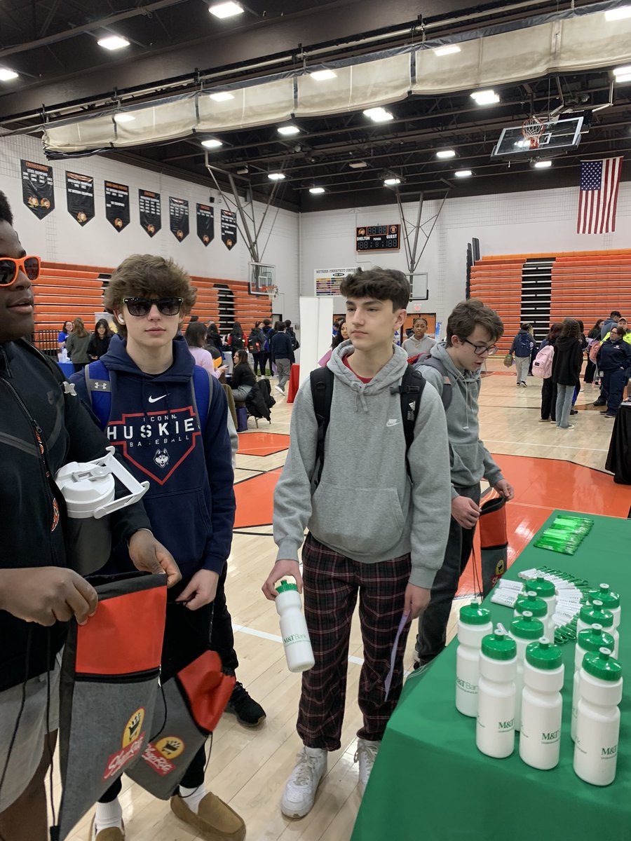 kriddleSHS's tweet photo. Thank you to Junior Achievement and other community organizations for sharing their experiences at our Career Fair https://t.co/xV6ETw3bPh