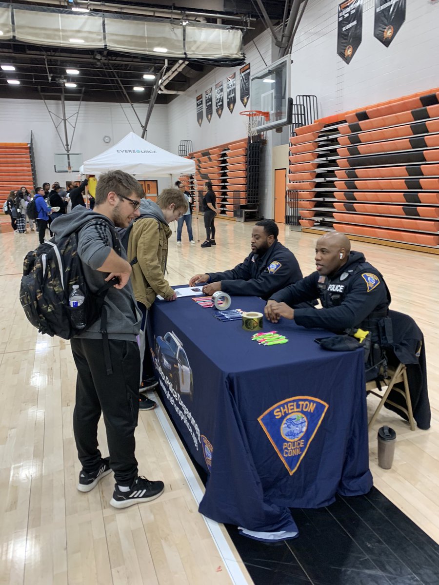 kriddleSHS's tweet photo. Thank you to Junior Achievement and other community organizations for sharing their experiences at our Career Fair https://t.co/xV6ETw3bPh