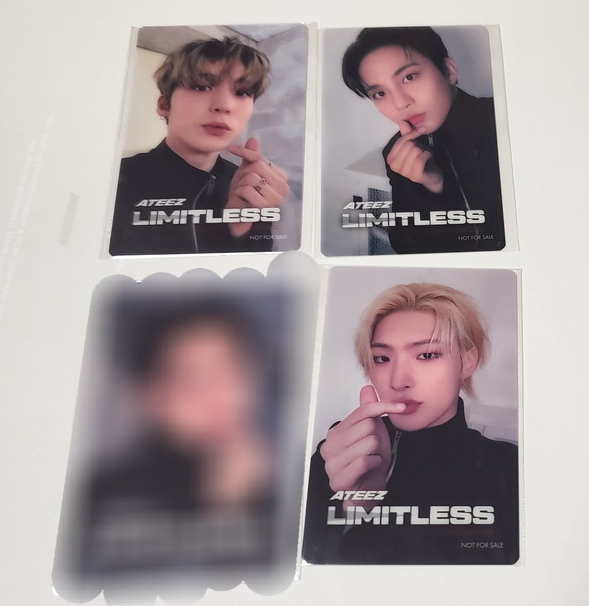 MK_N1107's tweet photo. ATEEZ " Limitless " トレカ交換🙋‍♀️

《譲》画像 1.2
タワレコ特典 ＿ユノ、ジョンホ、ミンギ

封入＿ミンギ、ジョンホ、ヨサン＆ユノ

《求》
タワレコ特典はHMVのホンジュン

封入は画像 3 🟨黄色枠🟨
ホンジュン、ソンファ、ウヨン

フォロワーさんで交換可能な方よろしくお願いします///////♥️ https://t.co/pLVGK4BAMG