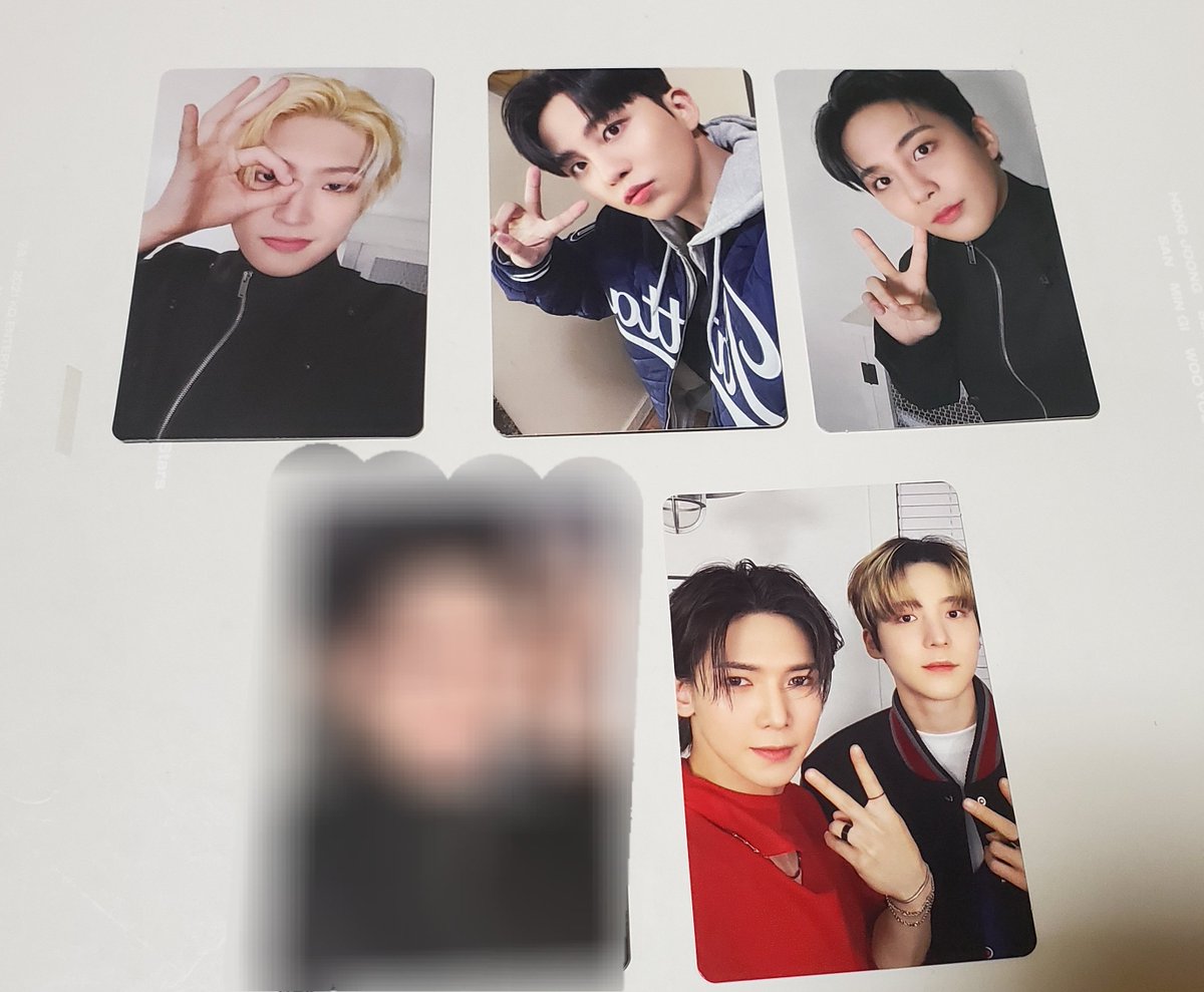 MK_N1107's tweet photo. ATEEZ " Limitless " トレカ交換🙋‍♀️

《譲》画像 1.2
タワレコ特典 ＿ユノ、ジョンホ、ミンギ

封入＿ミンギ、ジョンホ、ヨサン＆ユノ

《求》
タワレコ特典はHMVのホンジュン

封入は画像 3 🟨黄色枠🟨
ホンジュン、ソンファ、ウヨン

フォロワーさんで交換可能な方よろしくお願いします///////♥️ https://t.co/pLVGK4BAMG