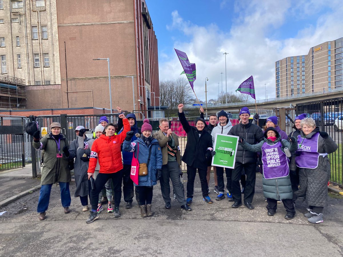 UCU <a href="/GSofA/">The Glasgow School of Art</a> united with <a href="/GsaUnison/">UNISON Glasgow School of Art</a>