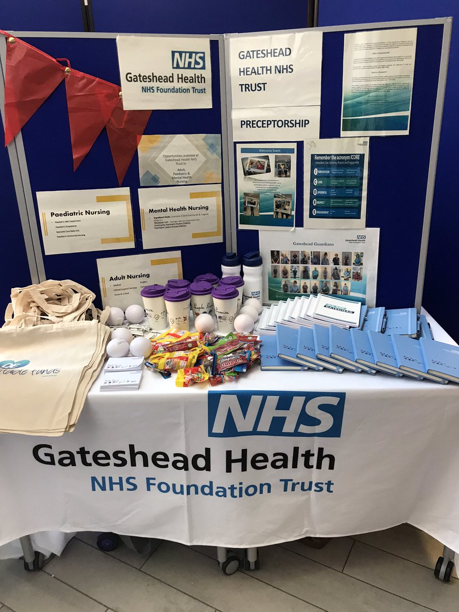 At @TeessideUni Showcasing the brilliant work we do @Gateshead_NHS and why students show come to work with us @_APierce @stewill87 @GHNTPracticeEd @SarahHodgson4 @FindleyGill @GillFranklin_ @AnnFrench47