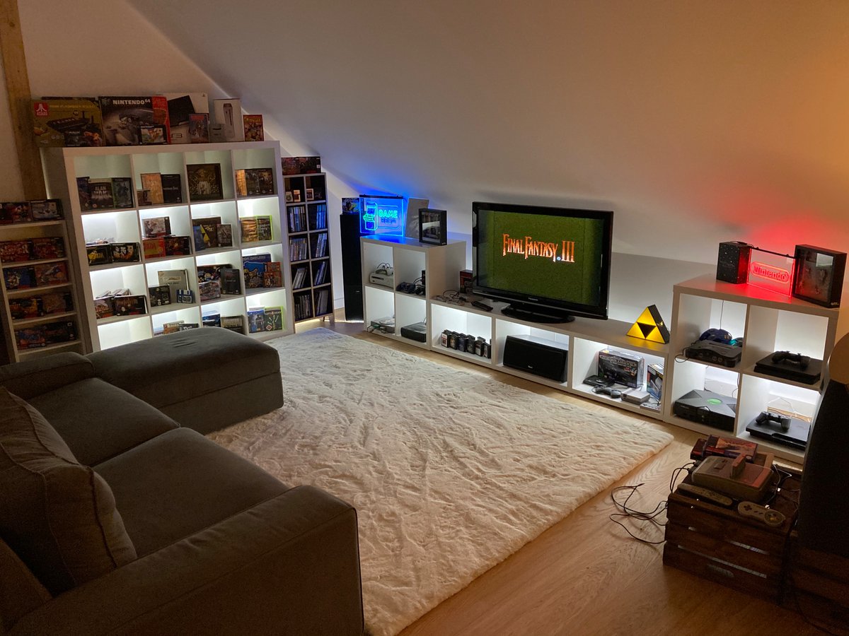 MiamiJan tweet media