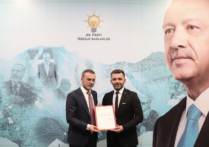 Genel merkezimizde yapılan değerlendirmeler ve istişareler sonucunda Adapazarı İlçe Başkanımız olarak Sayın Samet Çağlayan belirlenmiştir.
İlçemize ve teşkilatımıza hayırlı olsun.