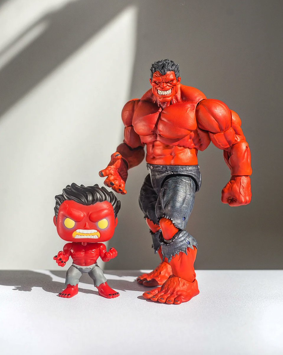Abber_naffy's tweet image. Damn. This @CollectDST Red Hulk might just be one of the best figures of the year! 🏆🌟

He's a chonky large boi alright 💪🏻

Available for home delivery from @FPIHanley

#redhulk #thehulk #diamondselect #marvel #marvelnews #marvelselect #figurine #actionfigure #thunderbolts