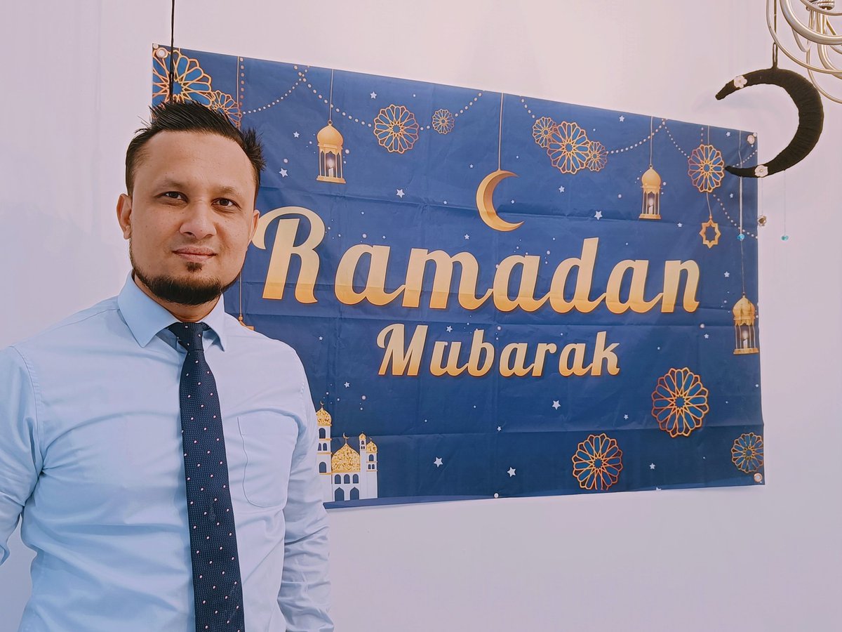 CllrSaif's tweet photo. Ramadan Mubarak.
As of tonight the holy month of Ramadan begins, I pray that this blessed month brings peace, joy and happiness to us all. 30 days of fasting will commence from tomorrow. 
#HappyRamadan https://t.co/dslxj0uSZf