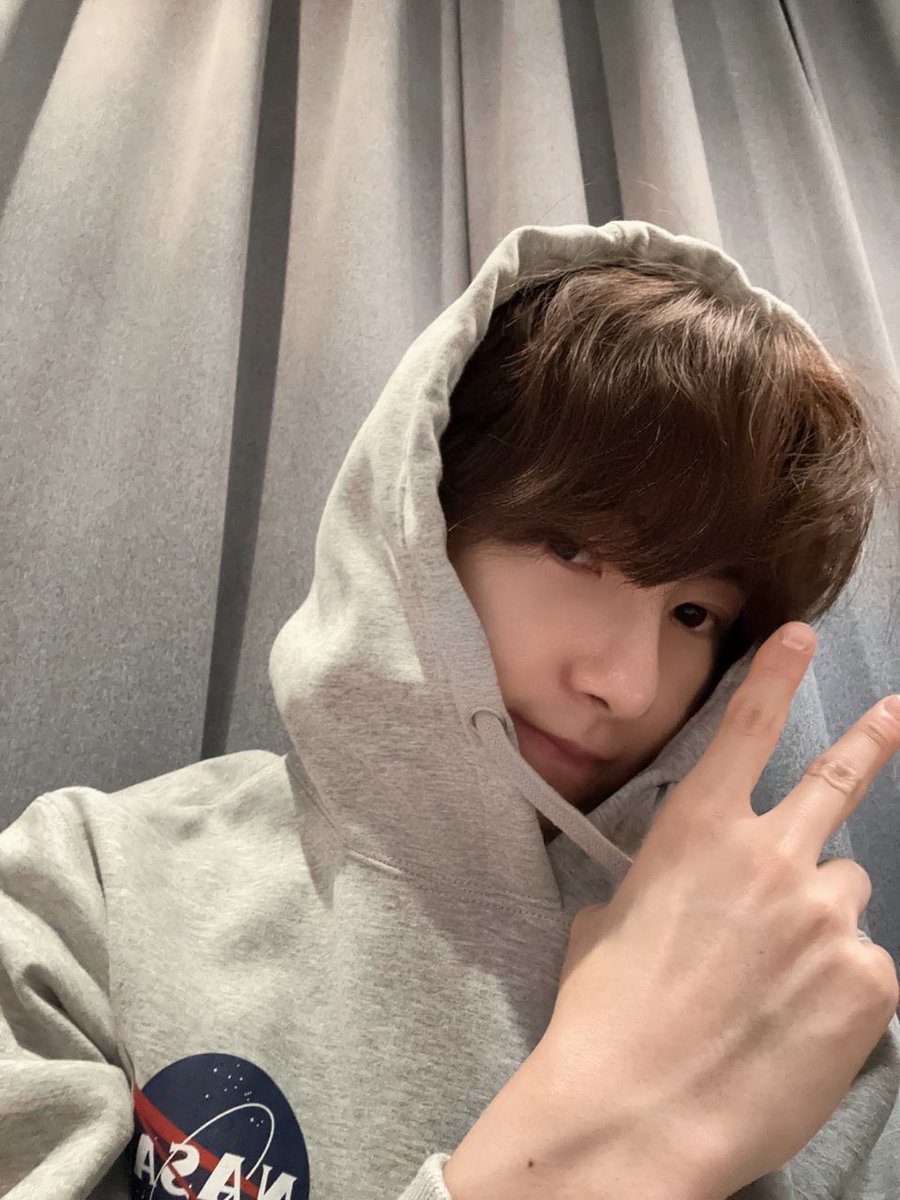 RENJUN BASE 🦊 tweet media
