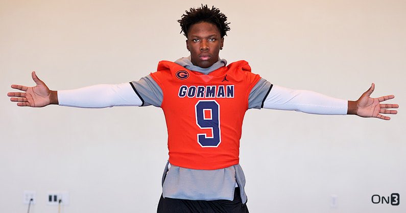 4⭐️ TE Elija Lofton is currently working toward his top four schools. He spoke with On3 about his interest in Miami, Texas and many others. 

Read (On3+): on3.com/news/elija-lof…