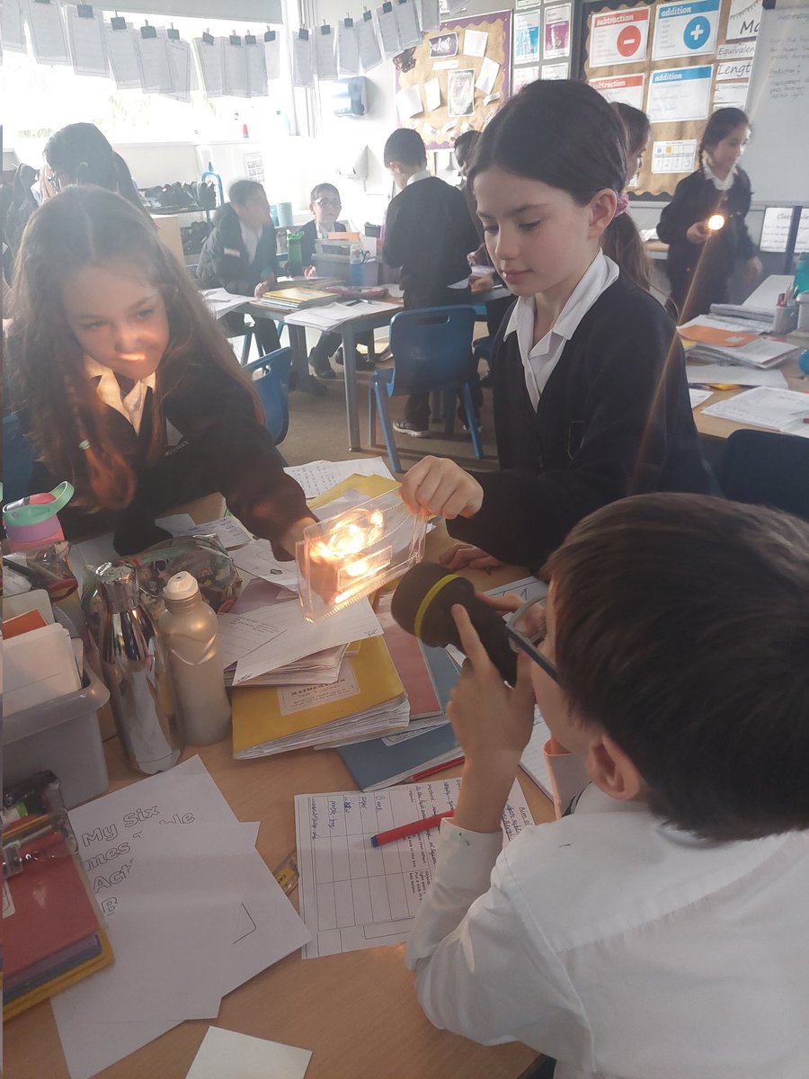 In Science today, we investigated opaque and transparent objects. We worked in groups and tested different objects to see if they were opaque or transparent. #StCathsScience https://t.co/4taz5iMnb6