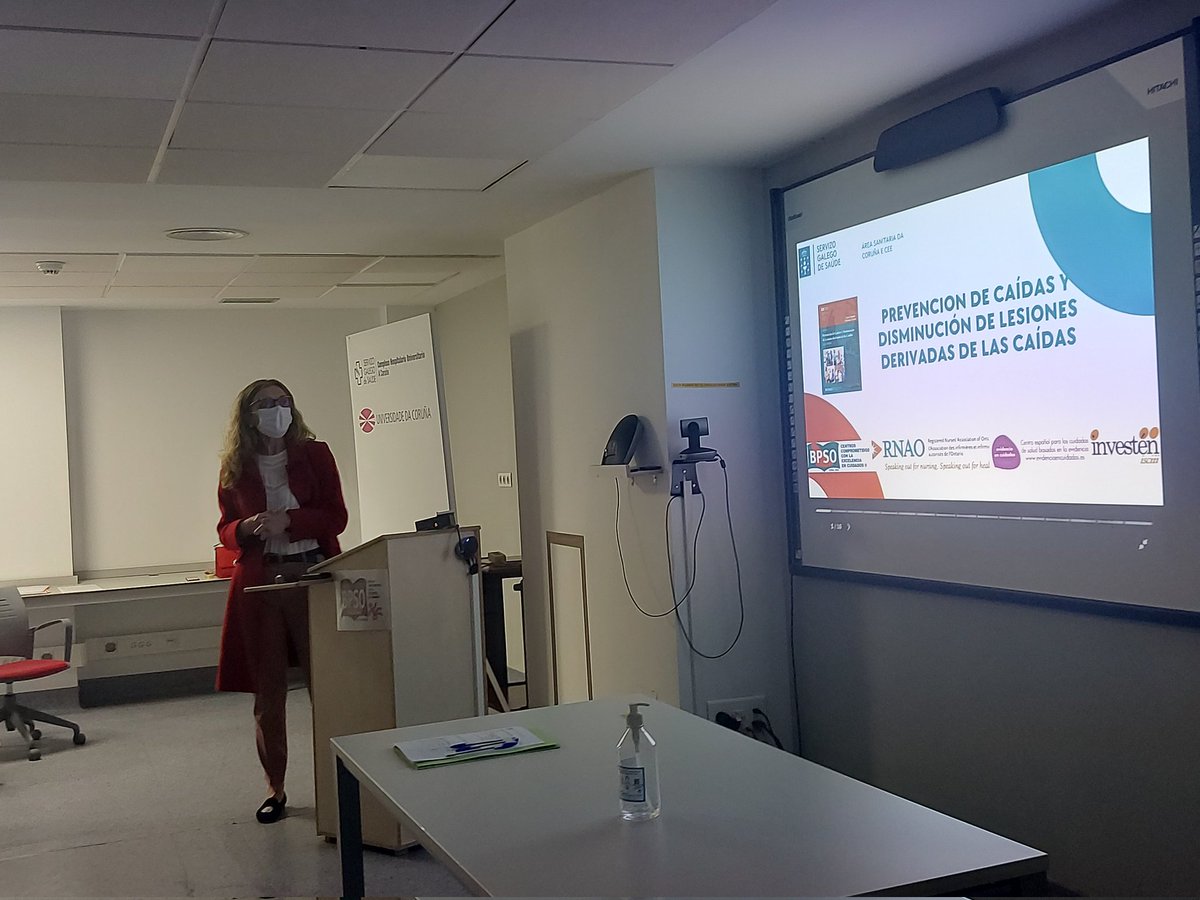 Y seguimos otro miércoles más difundiendo Buenas Prácticas para la prevención de #caídas. #RNAO. Compañeras y compañeros  muy atentas/os. 
#investen
<a href="/SanidadeACoruna/">Área Sanitaria da Coruña e Cee</a>