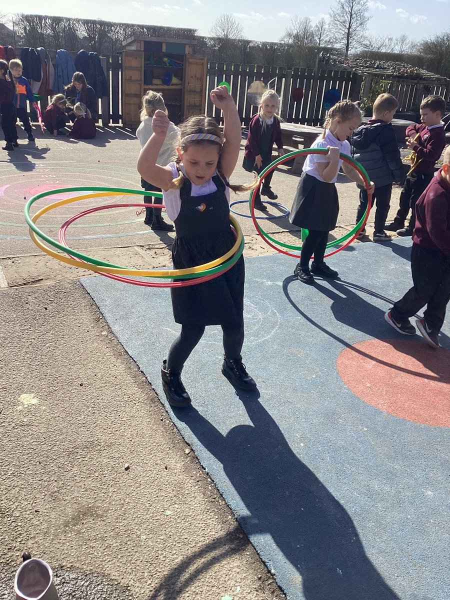 The Spring sunshine surprised us today after a rainy start. The children had fun making bubble mixture, learning to hula hoop, painting, dancing to music and much more. 
☀️☀️☀️☀️☀️☀️☀️☀️☀️☀️☀️☀️☀️☀️
#eytagteam #earlyyears @cosydirect @EYTalking @EYTagteam